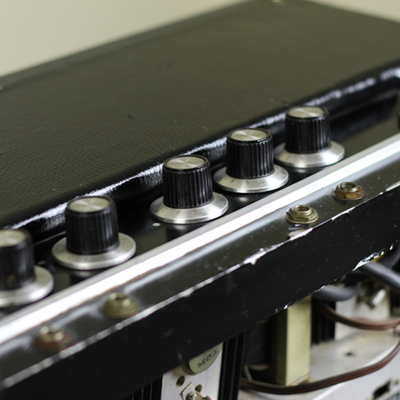Close up of knobs of Quilter Labs Old Number One Amplifier